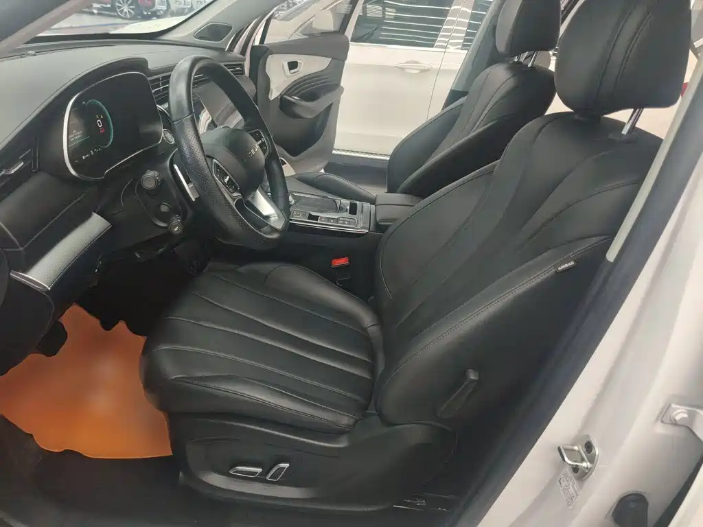 Roewe RX5 eMAX — фото 18