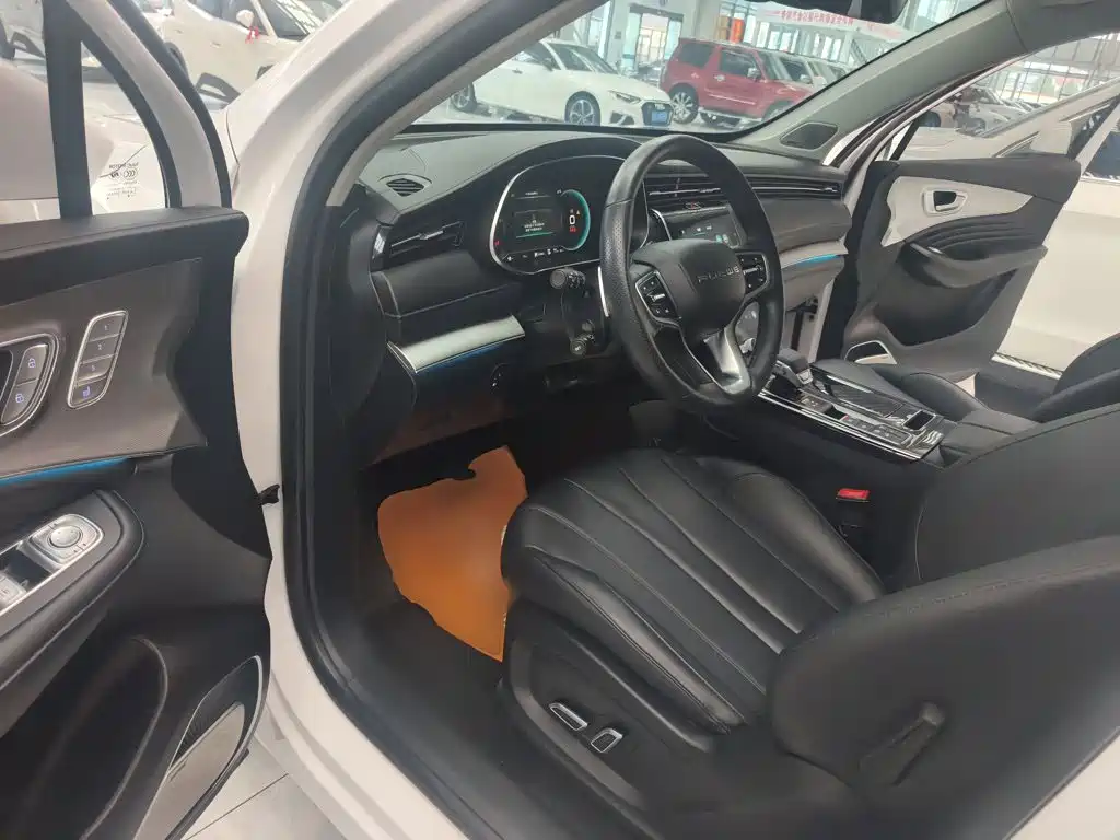 Roewe RX5 eMAX — фото 19