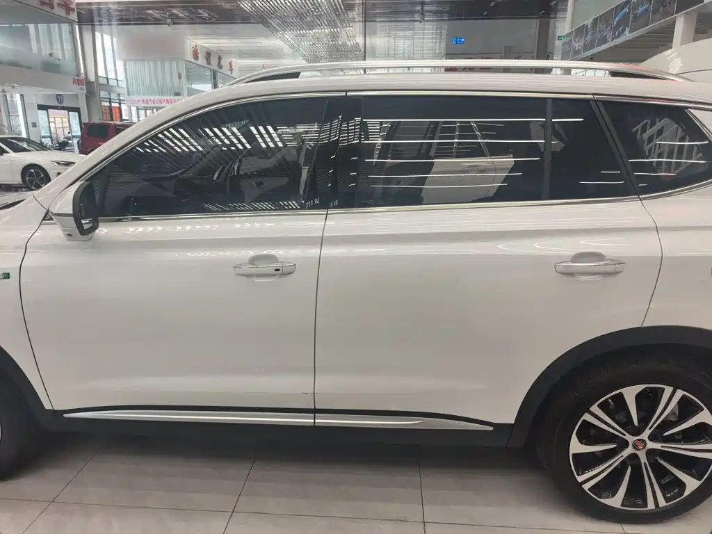 Roewe RX5 eMAX — фото 6