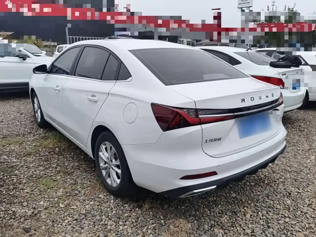 Roewe i5 — фото 5