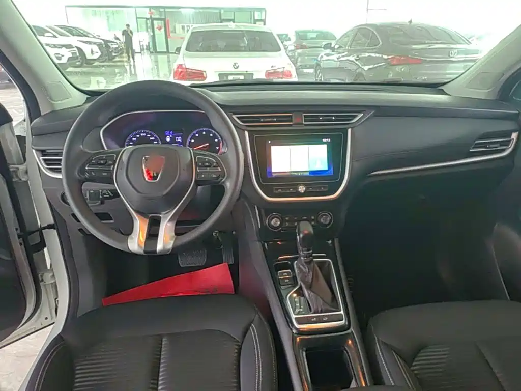 Roewe RX3 — фото 10