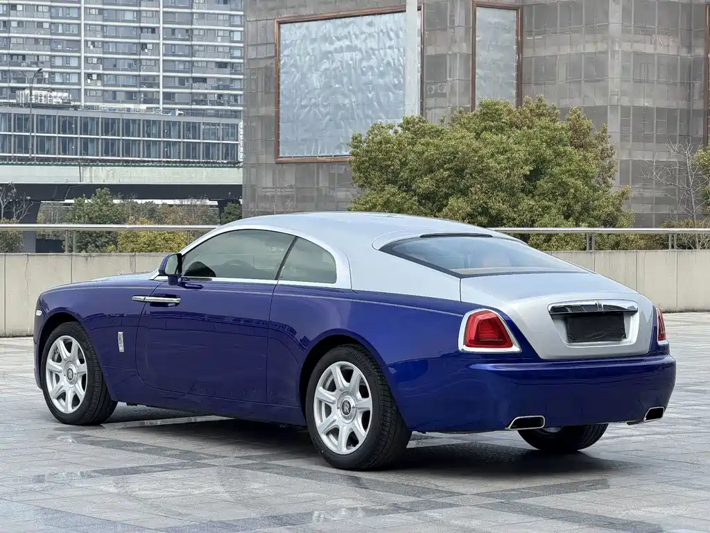 Rolls-Royce Wraith — фото 10