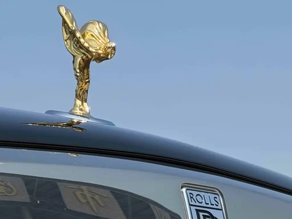 Rolls-Royce Cullinan — фото 14