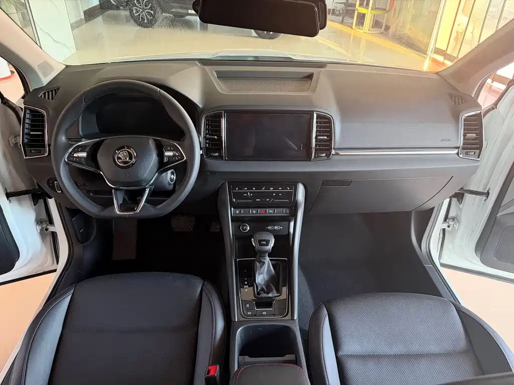 Skoda Karoq — фото 15