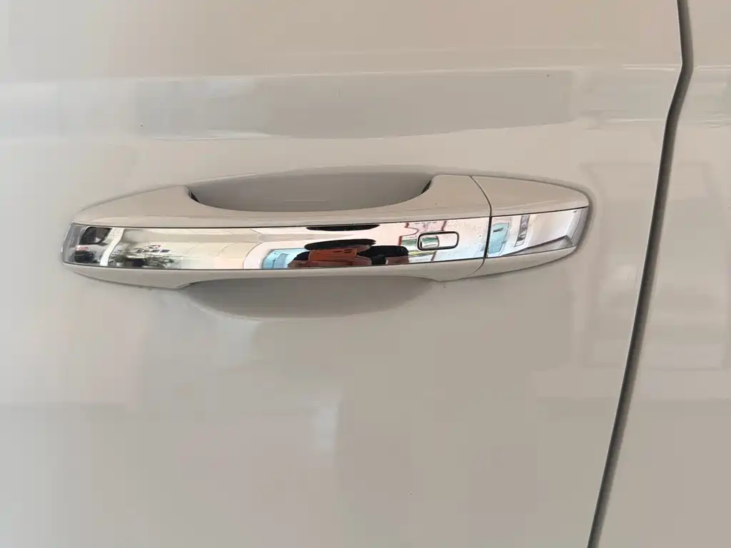 Skoda Karoq — фото 20