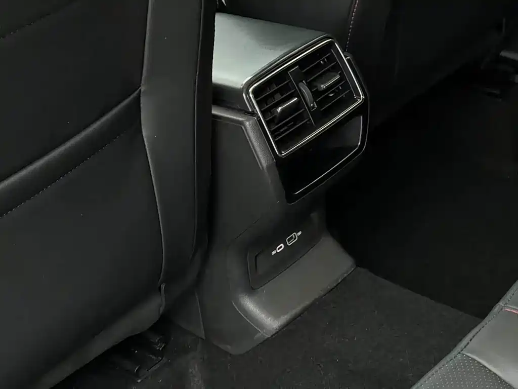 Skoda Karoq — фото 14