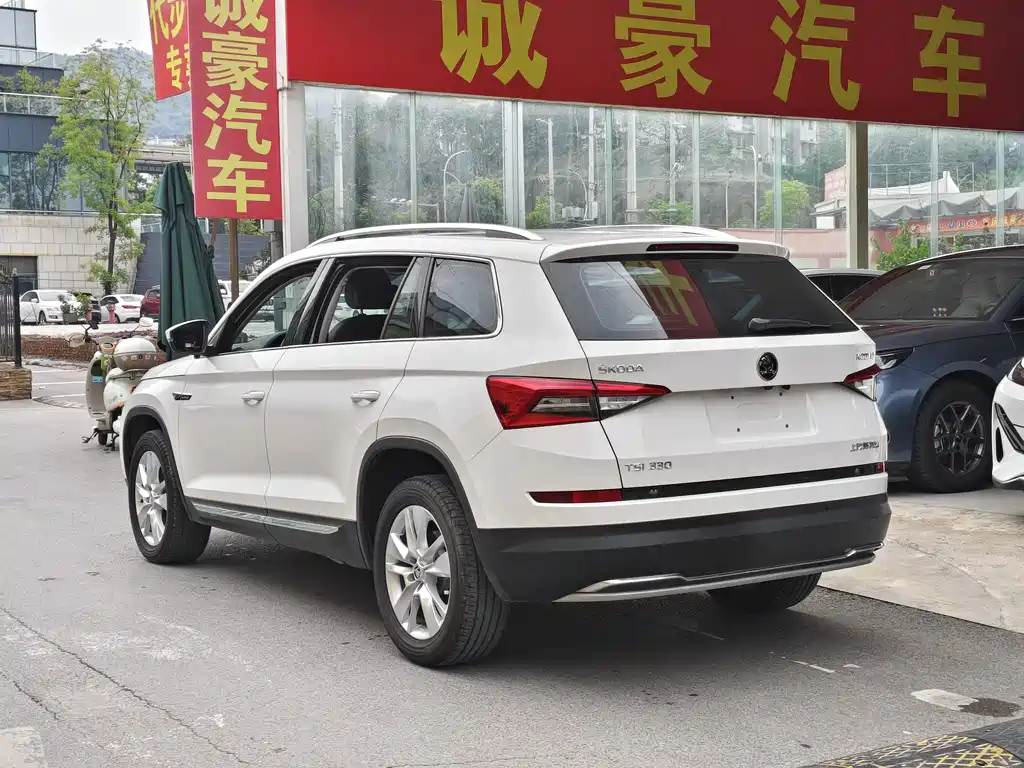 Skoda Kodiaq — фото 11