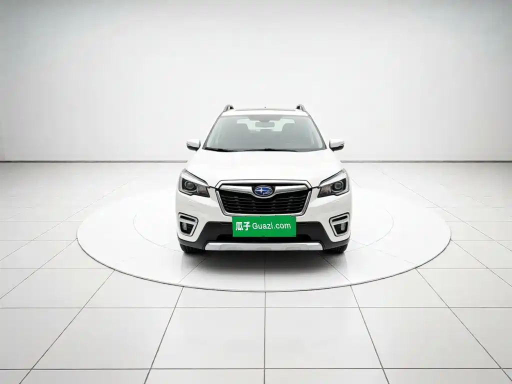 Subaru Forester — фото 2