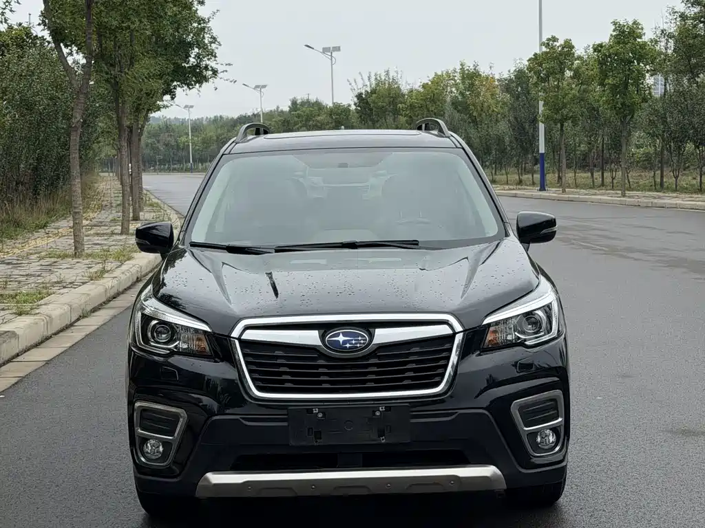 Subaru Forester — фото 2