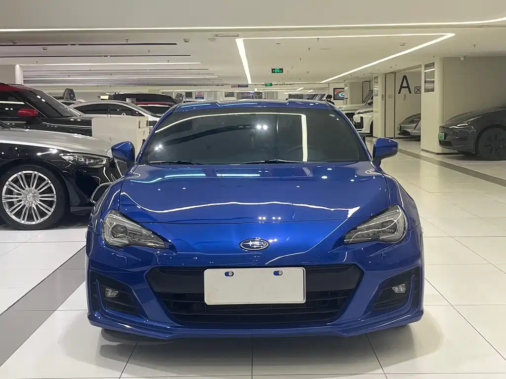 Subaru BRZ — фото 2