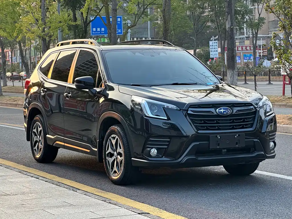 Subaru Forester — фото 3