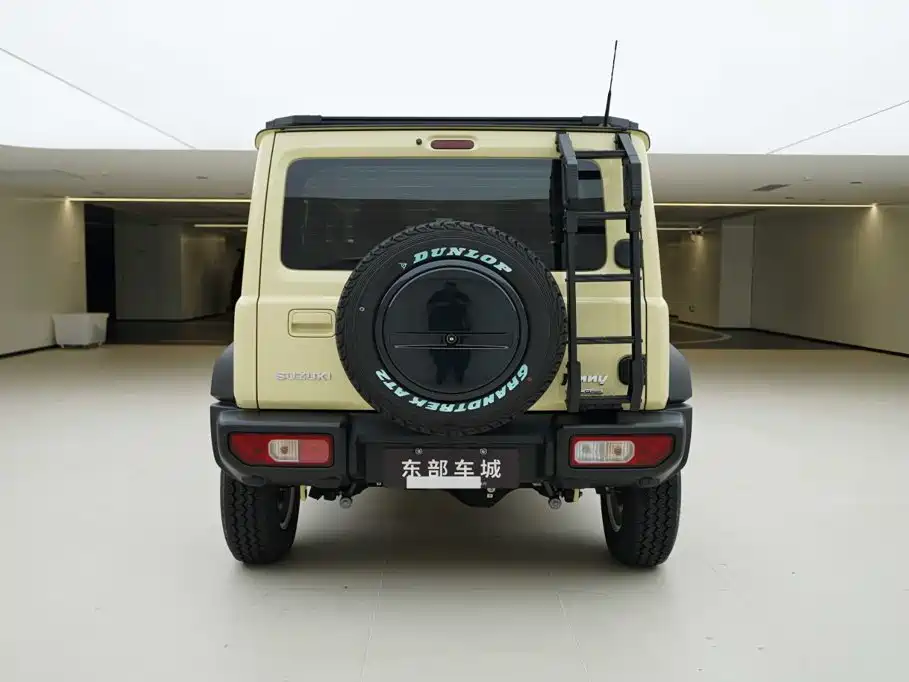 Suzuki Jimny — фото 4
