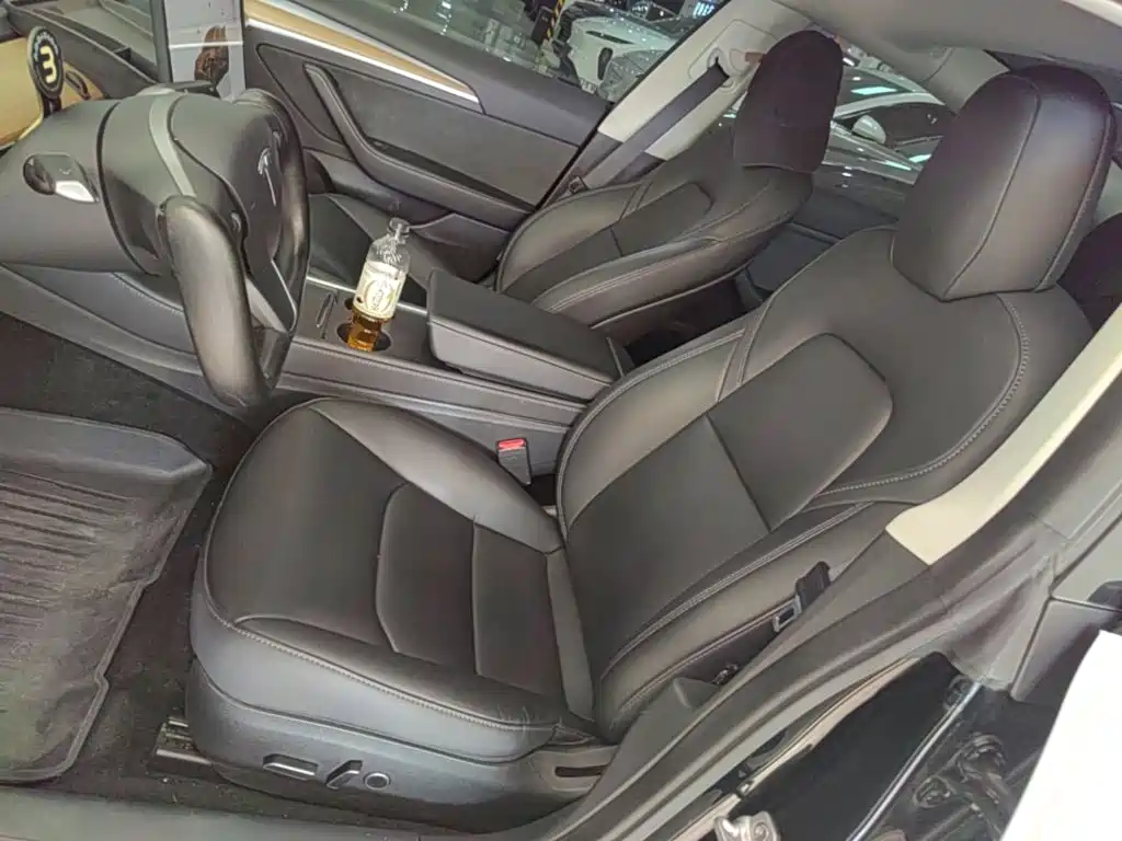 Tesla Model 3 — фото 15