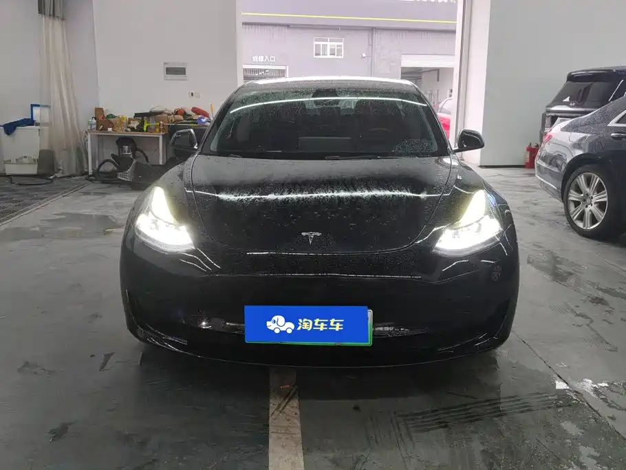 Tesla Model 3 — фото 2