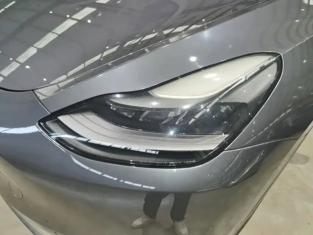 Tesla Model Y — фото 24