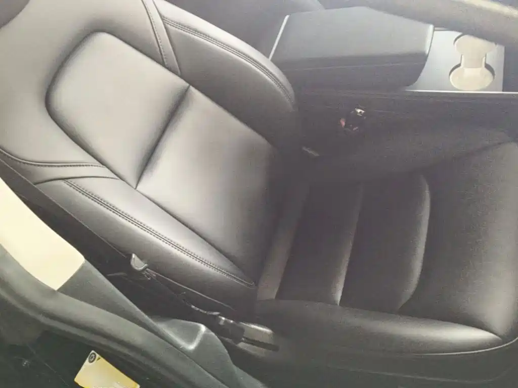 Tesla Model 3 — фото 25