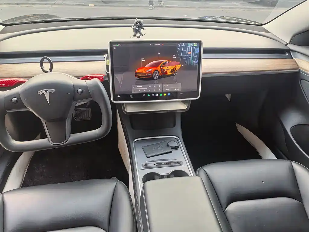 Tesla Model 3 — фото 6