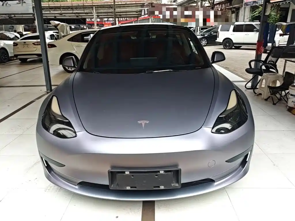 Tesla Model 3 — фото 3