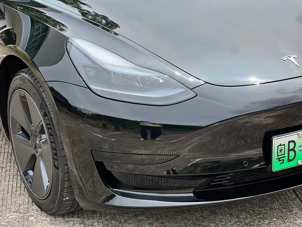 Tesla Model 3 — фото 22