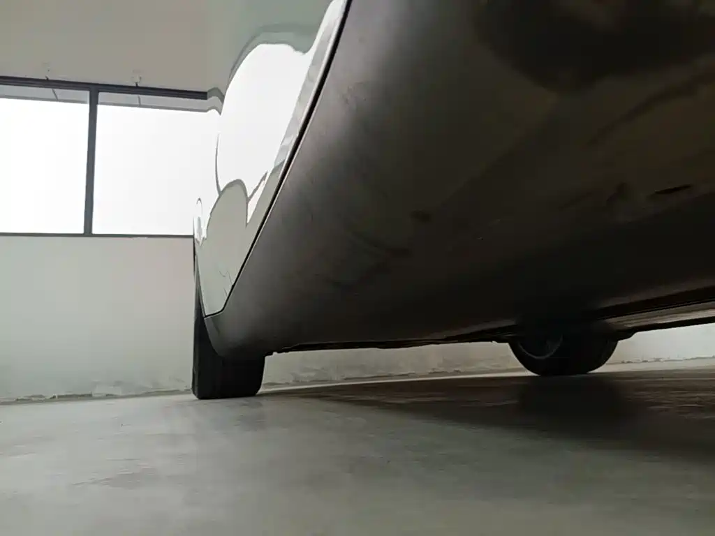 Tesla Model Y — фото 21