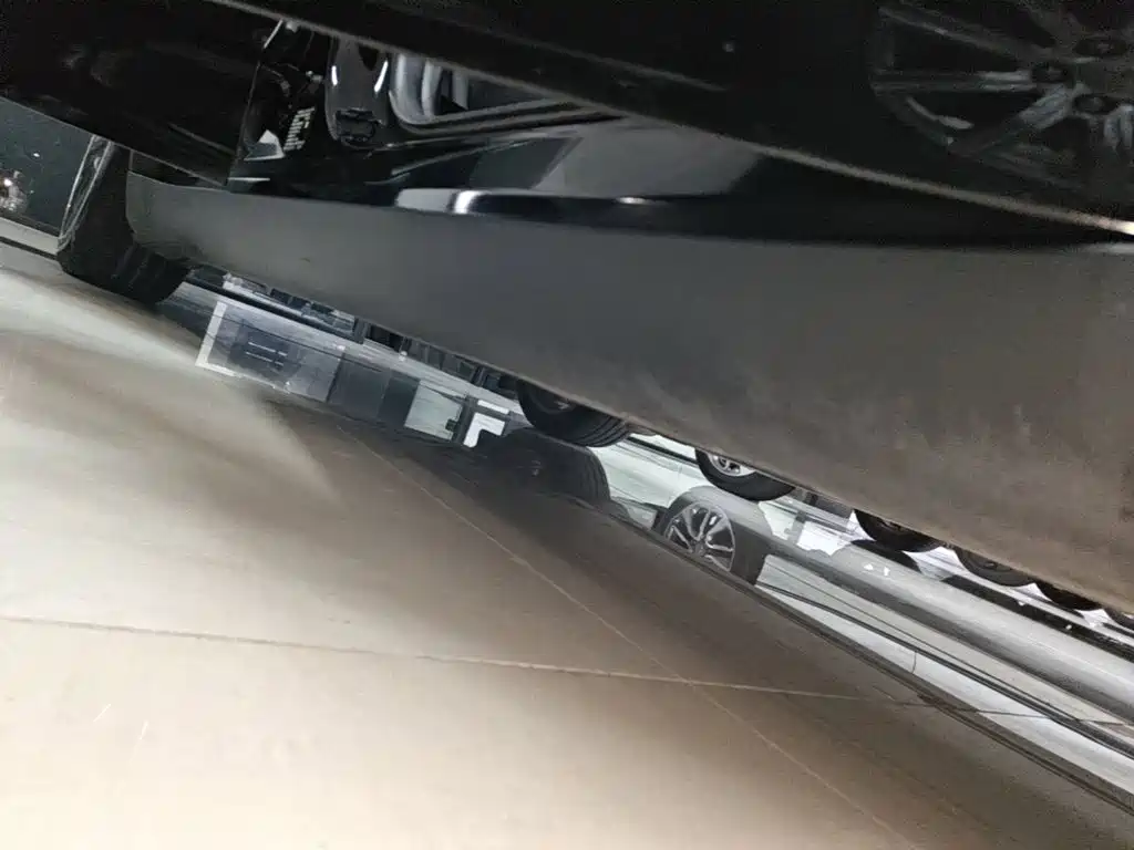 Tesla Model Y — фото 21