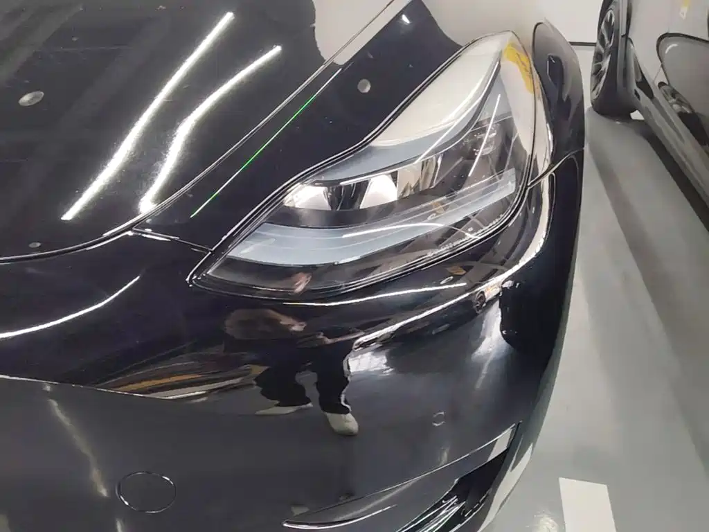 Tesla Model Y — фото 24