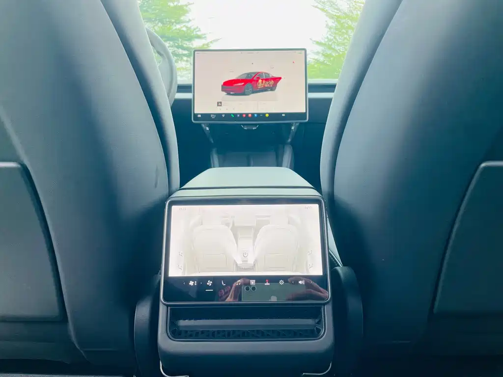 Tesla Model 3 — фото 20