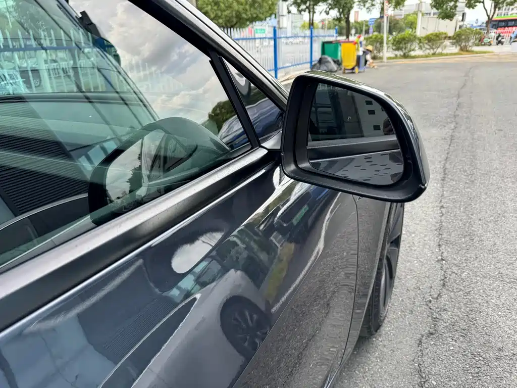 Tesla Model 3 — фото 13