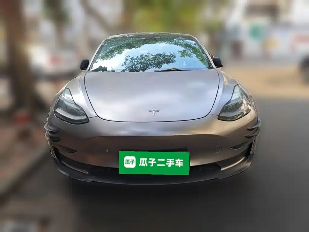Tesla Model 3 — фото 2