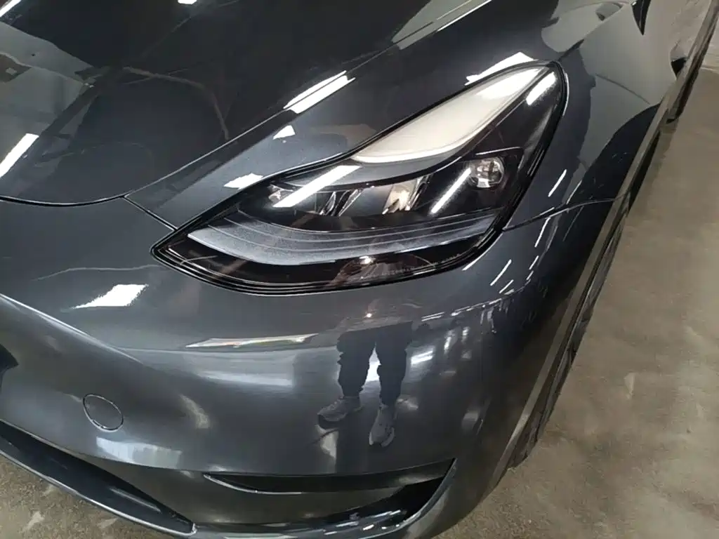 Tesla Model Y — фото 24