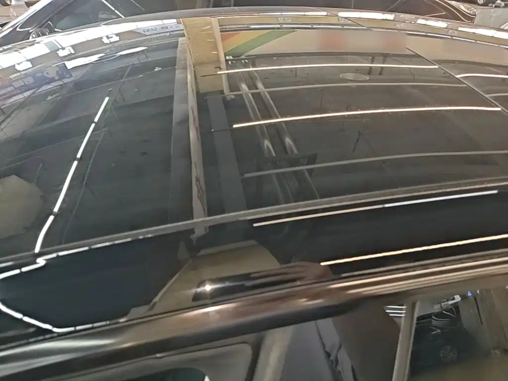 Tesla Model 3 — фото 20