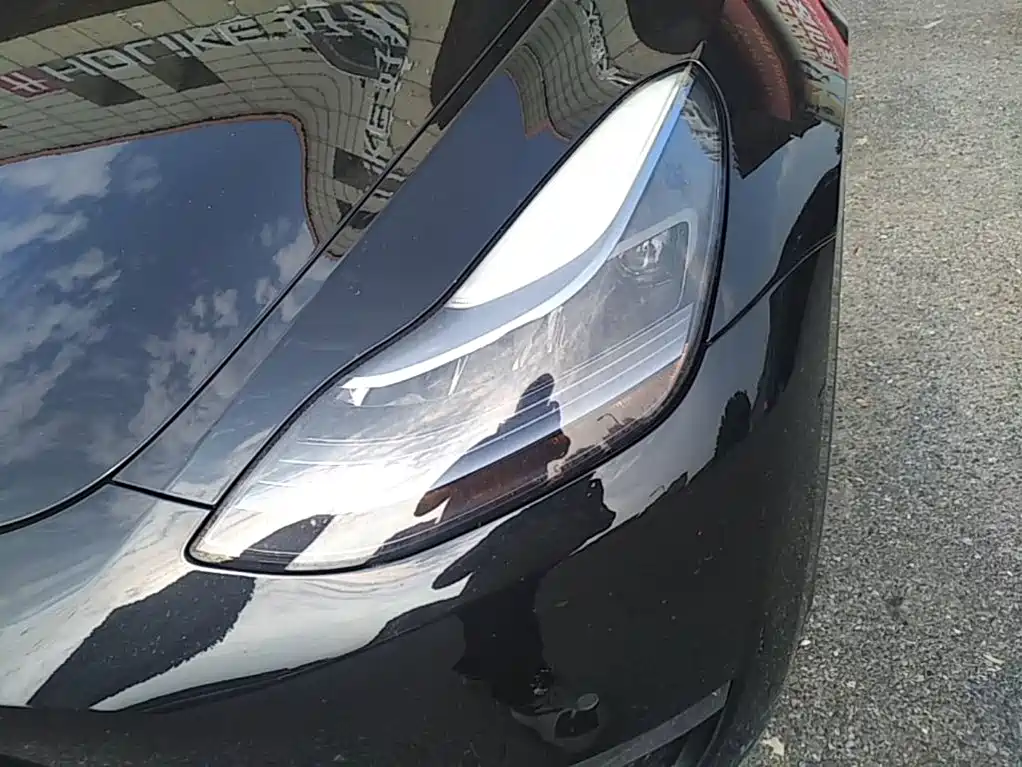 Tesla Model Y — фото 17