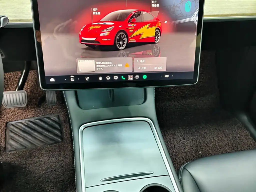 Tesla Model Y — фото 14
