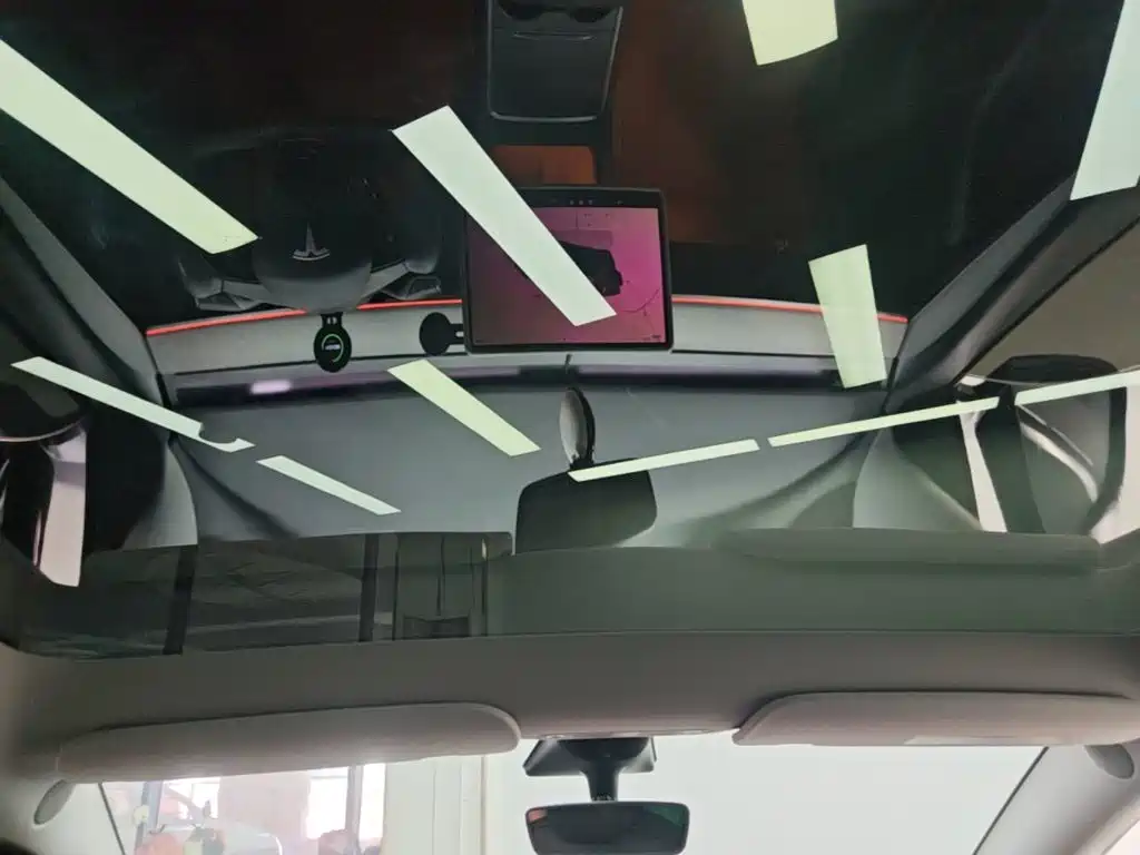 Tesla Model Y — фото 18