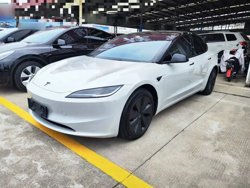 Tesla Model 3 — фото 2