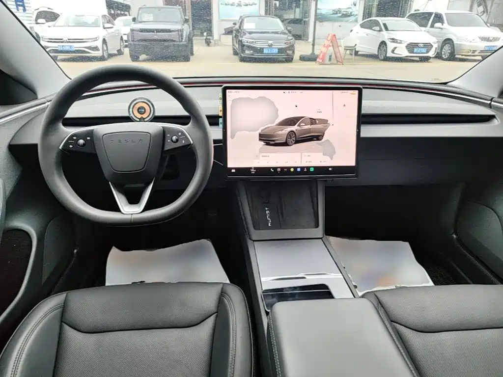 Tesla Model 3 — фото 10