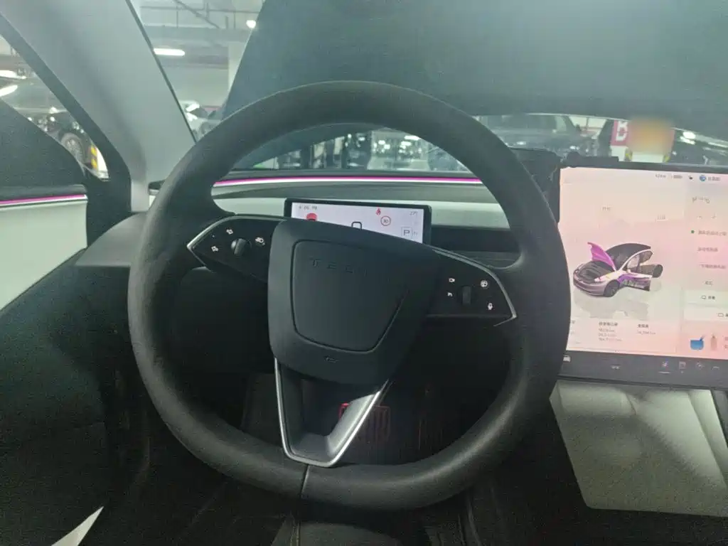 Tesla Model 3 — фото 11