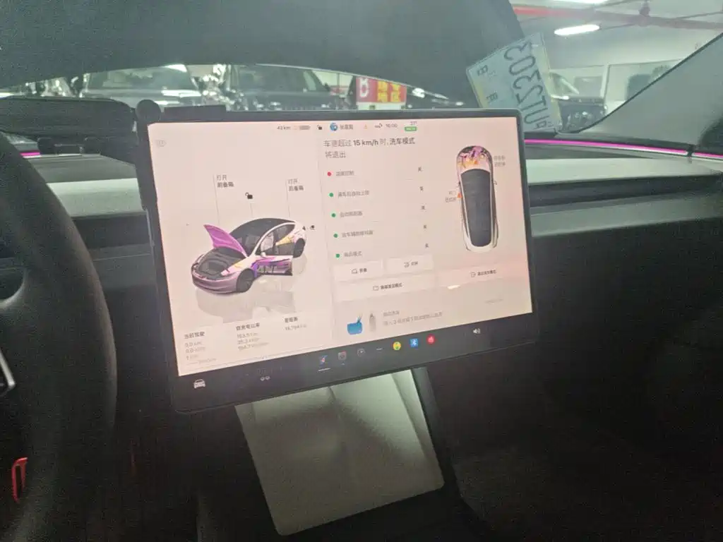 Tesla Model 3 — фото 13