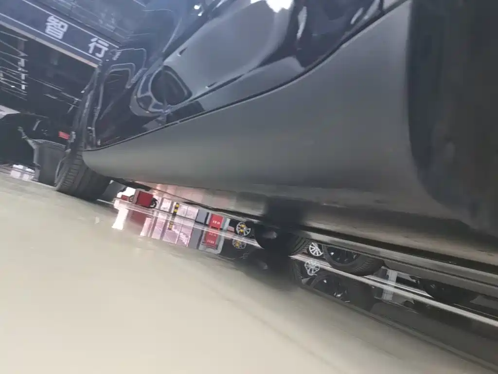 Tesla Model Y — фото 22