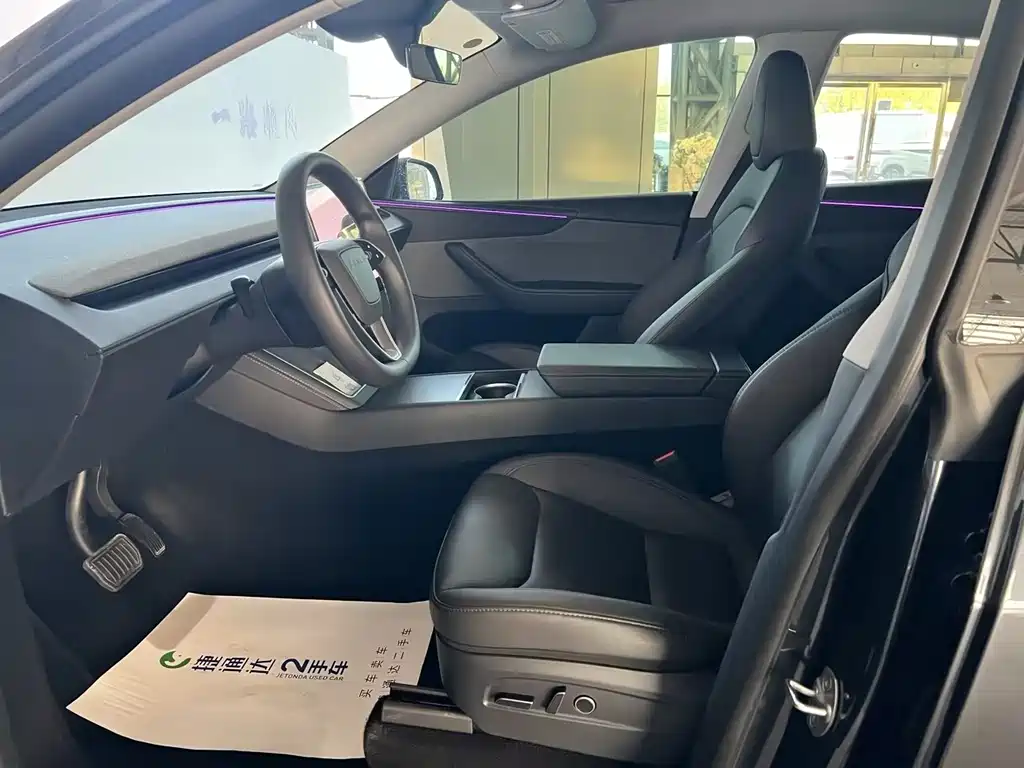 Tesla Model Y — фото 26