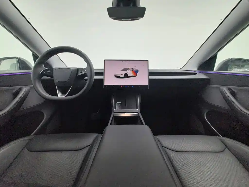 Tesla Model Y — фото 5