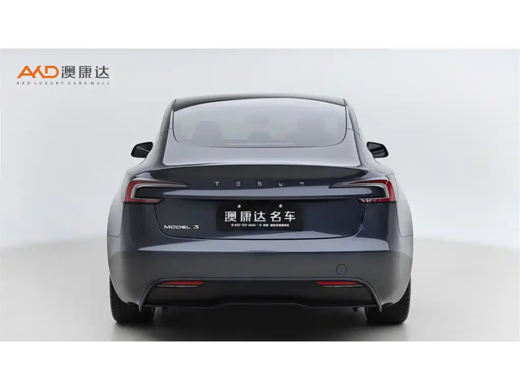 Tesla Model 3 — фото 4