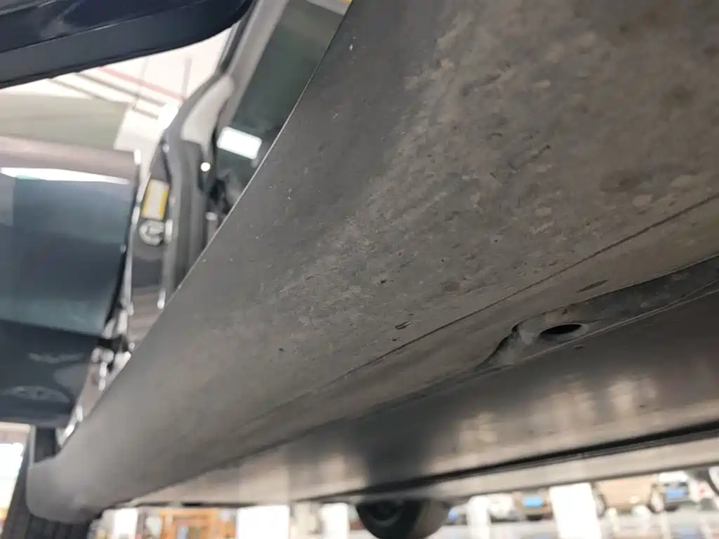 Tesla Model Y — фото 19