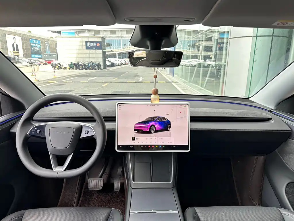 Tesla Model Y — фото 22
