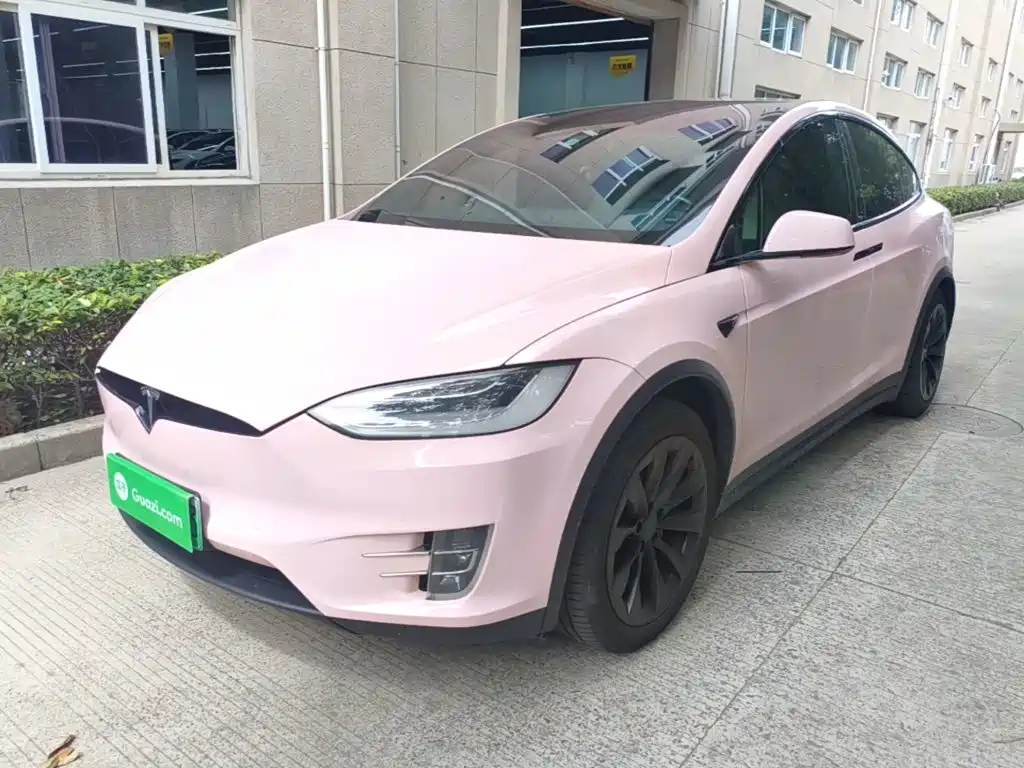 Tesla Model X — фото 2