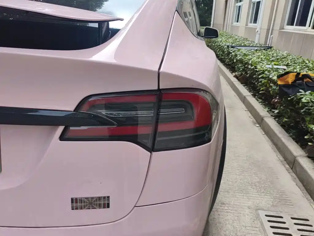 Tesla Model X — фото 8