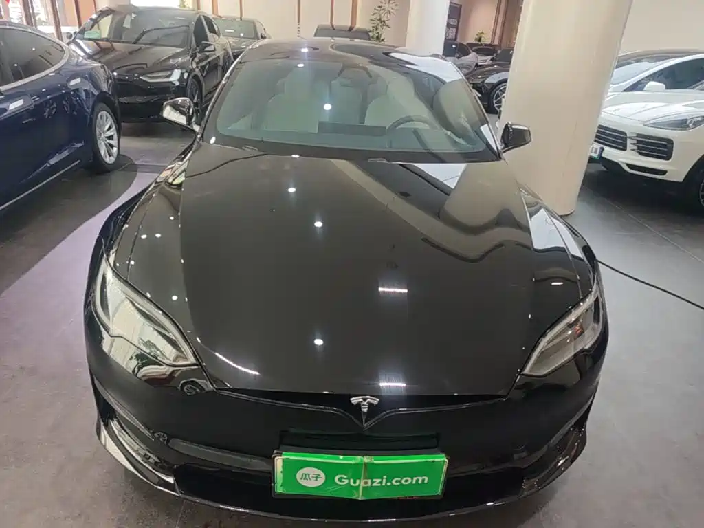 Tesla Model S — фото 3