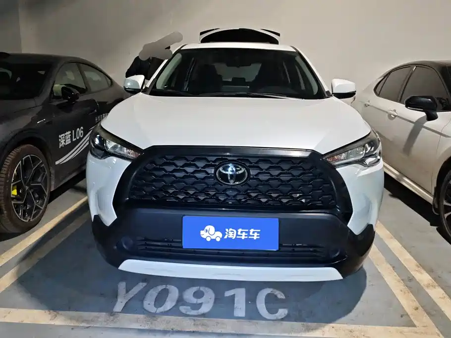 Toyota Corolla Cross — фото 2