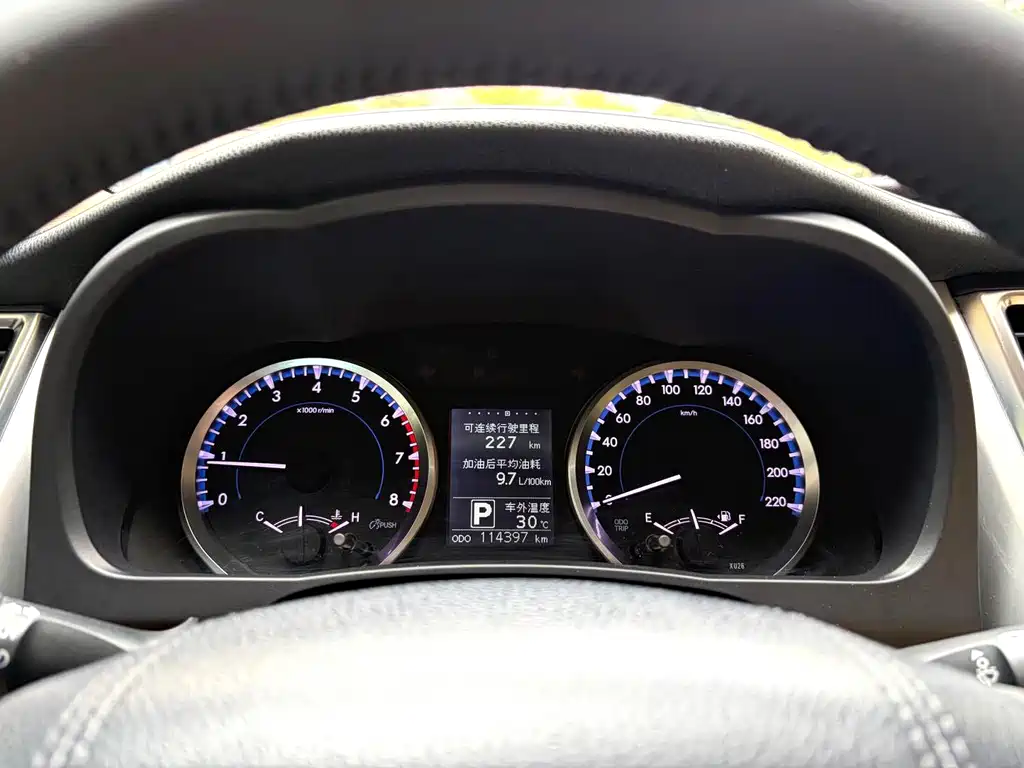 Toyota Highlander — фото 19