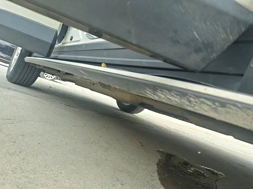 Toyota RAV4 — фото 21